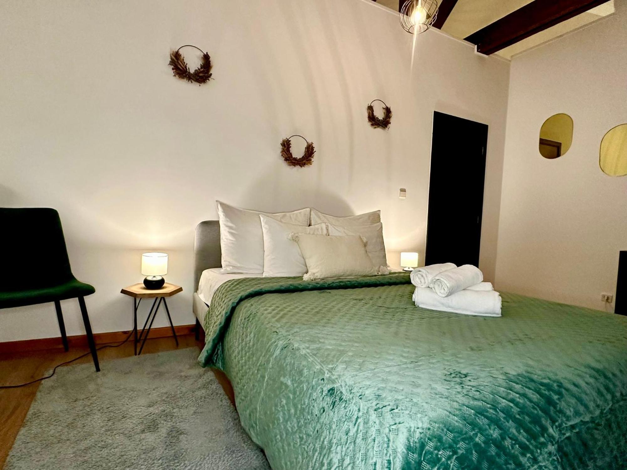 Luxury Suites Stay By Rikas Hotels Антверпен Экстерьер фото