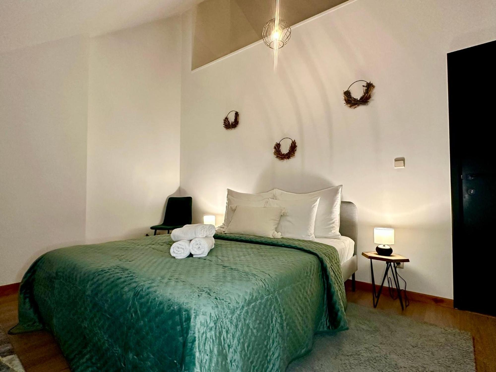 Luxury Suites Stay By Rikas Hotels Антверпен Экстерьер фото
